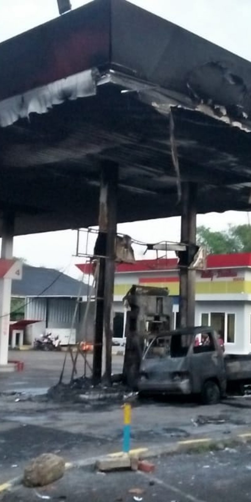 Kebakaran SPBU Gedongtengen Yogyakarta: Ledakan Dahsyat, Warga Terpental, dan Upaya Penanganan