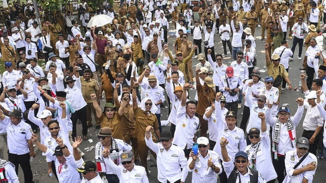 Ribuan Buruh Siap Geruduk DPR Tuntut Kenaikan Upah