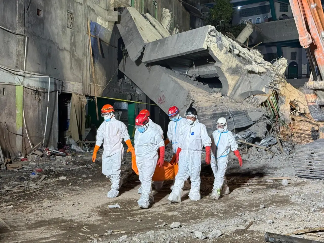 Tragedi Mencekam Korban Tewas Ponpes Al Khoziny Bertambah, Ini Fakta Terbarunya