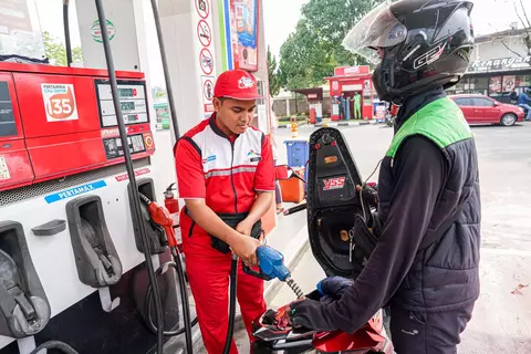 Harga BBM Pertamina 3 Desember 2025 Naik: Pertamax Tembus Rp12.750 per Liter! Waspada Dampaknya