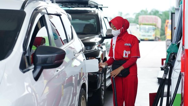Harga Pertamax Turbo Turun 1 Januari 2026, Hemat Rp350/Liter